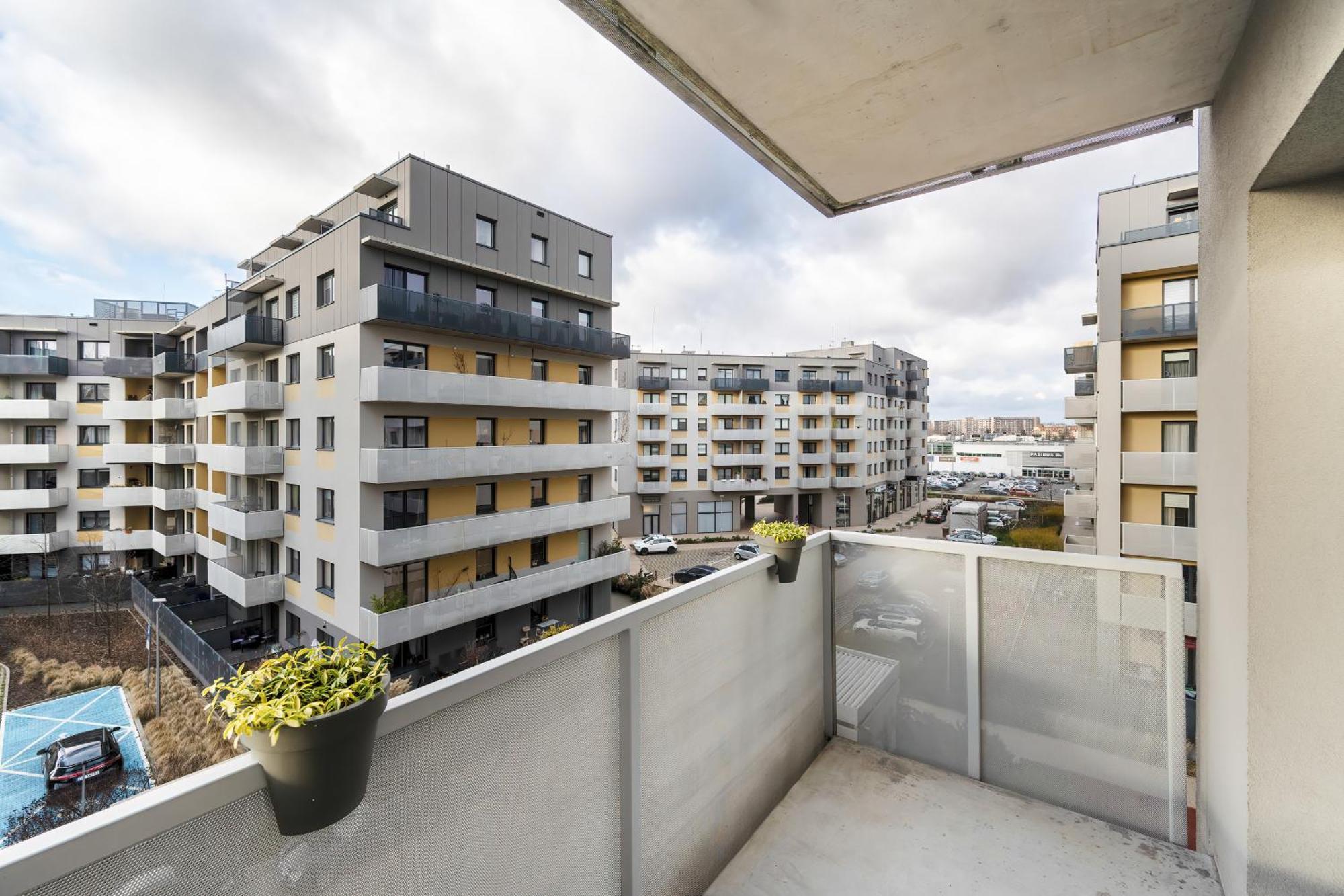 One Bedroom Apartment Nadodrze With Free Garage Wroclaw By Noclegi Renters Exteriér fotografie